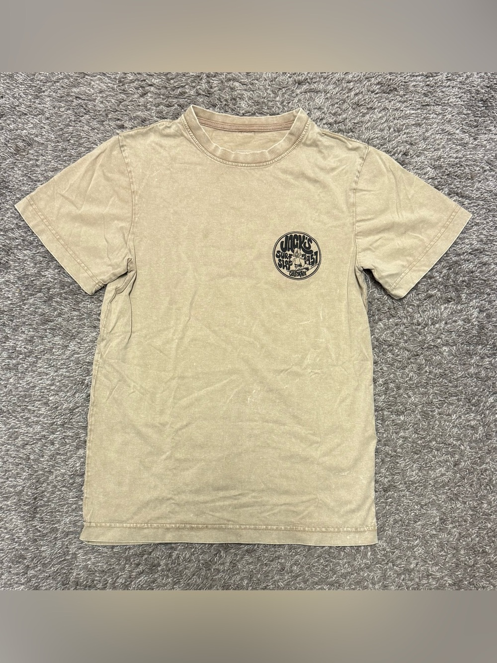 NWOT Men’s Jacks Surfboards SS Tee, Size S, Tan (weathered look)